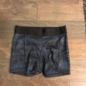 Lululemon Spandex Shorts in Blue Camo